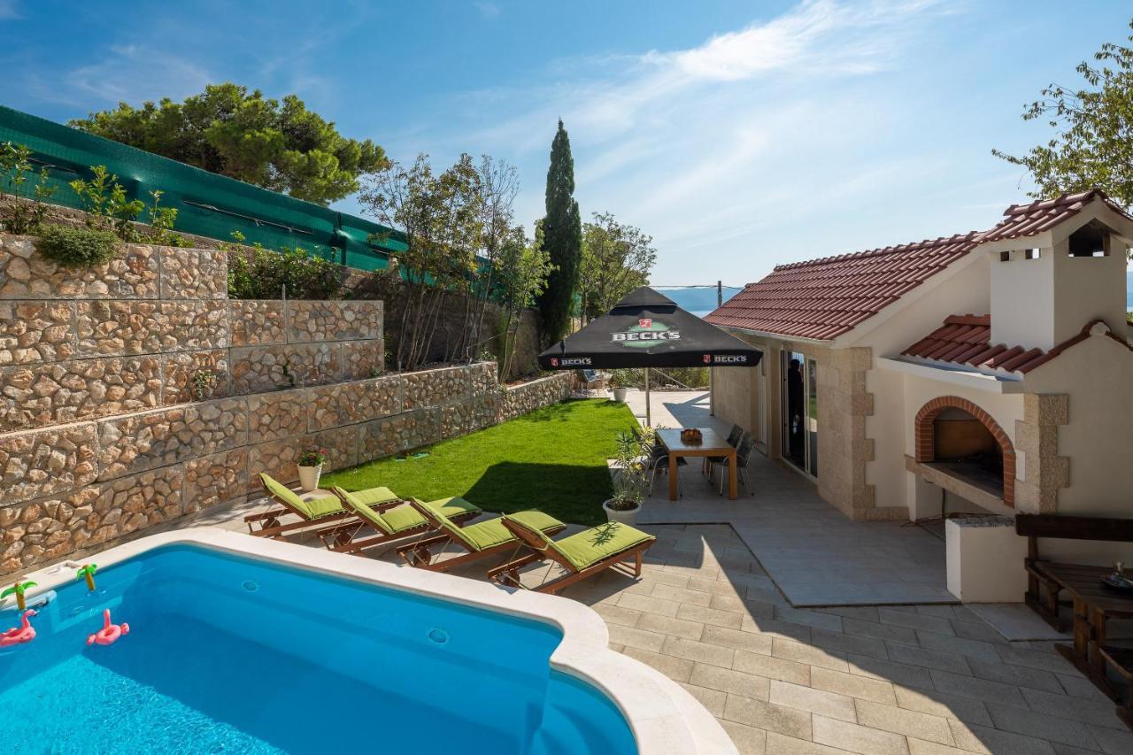 Villa Leoma With Heated Pool Marusici  Eksteriør billede